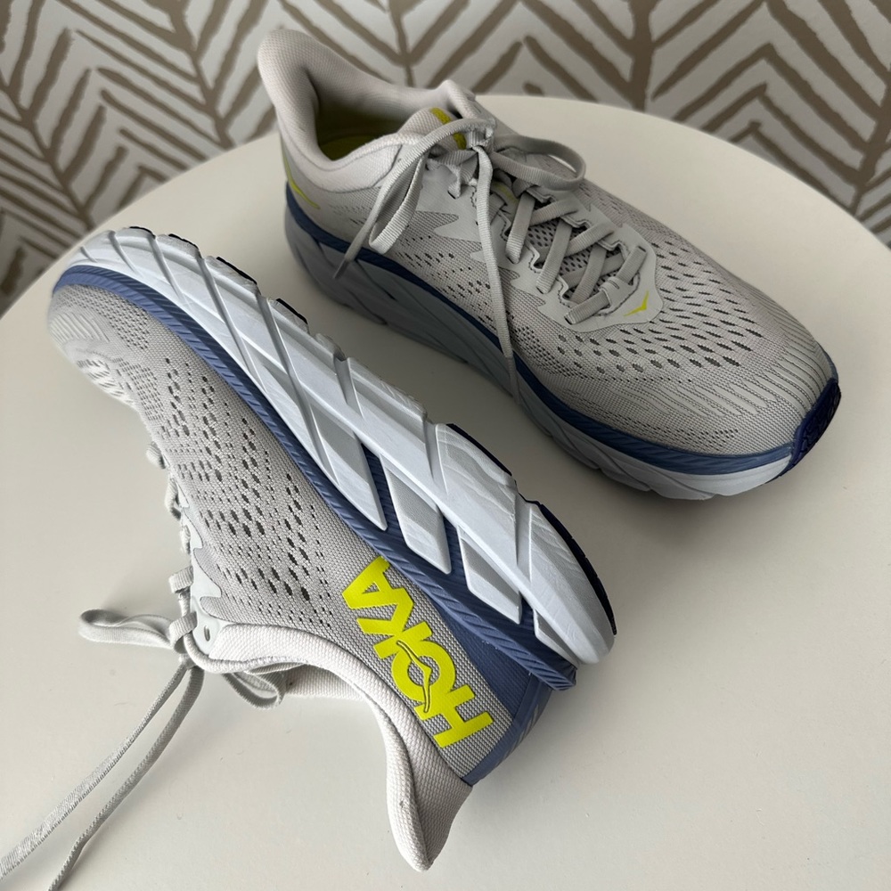 Hoka One Womens Clifton 7